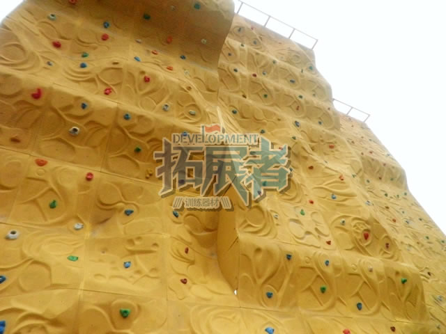 辽宁某娱乐服务公司引进建培攀岩设备